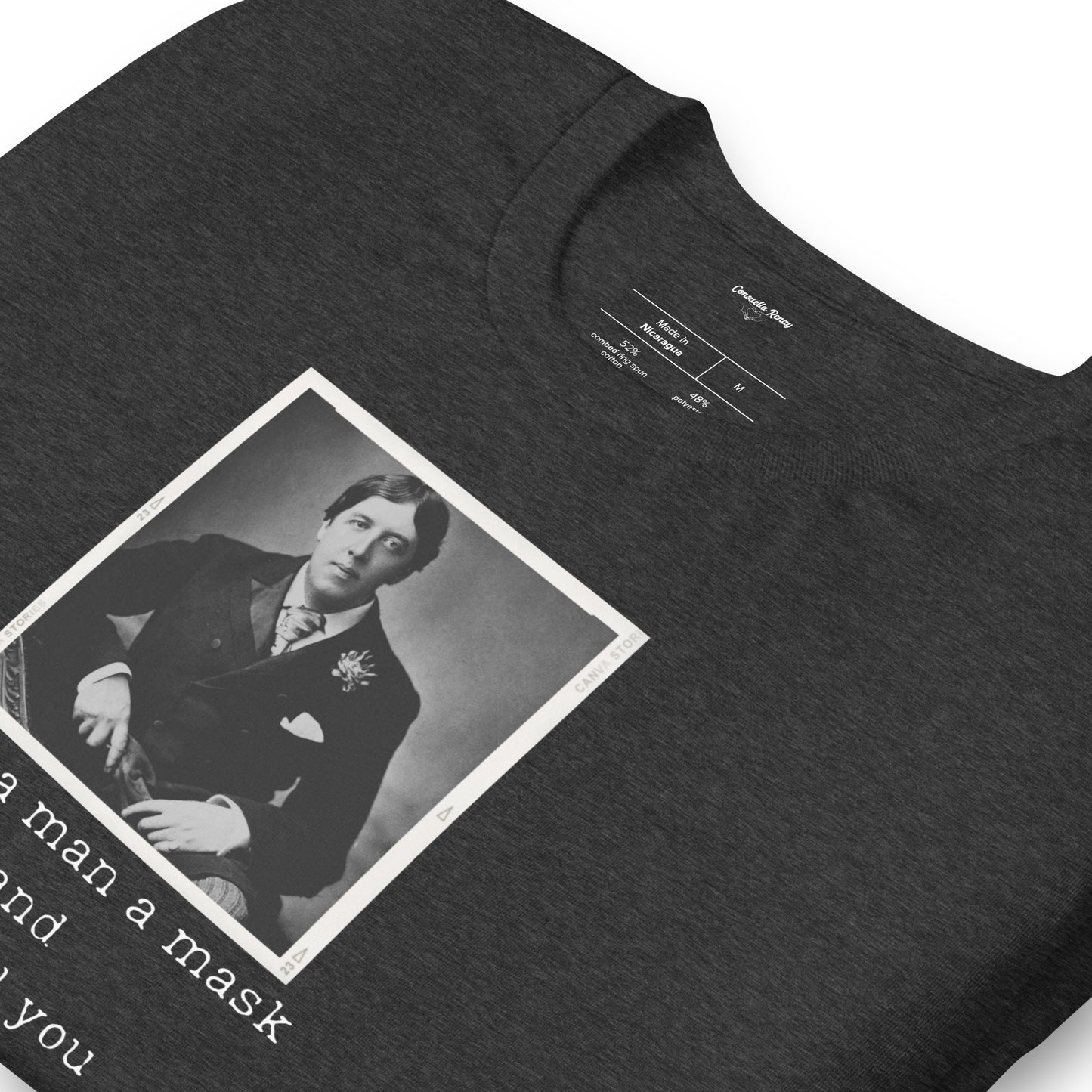 Oscar Wilde Unisex t-shirt